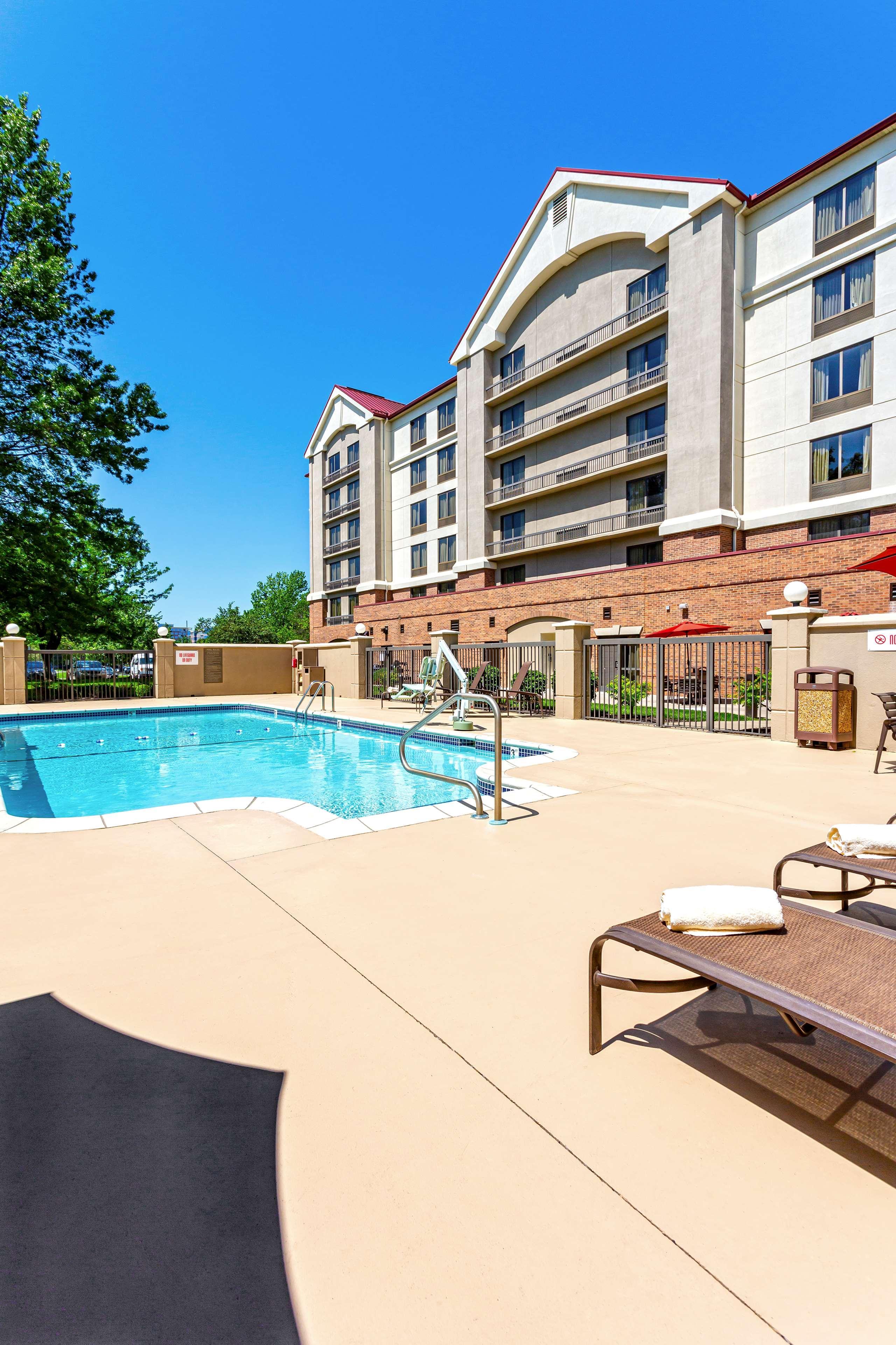 Hyatt Place Kansas City/Overland Park/Convention Center Exterior foto