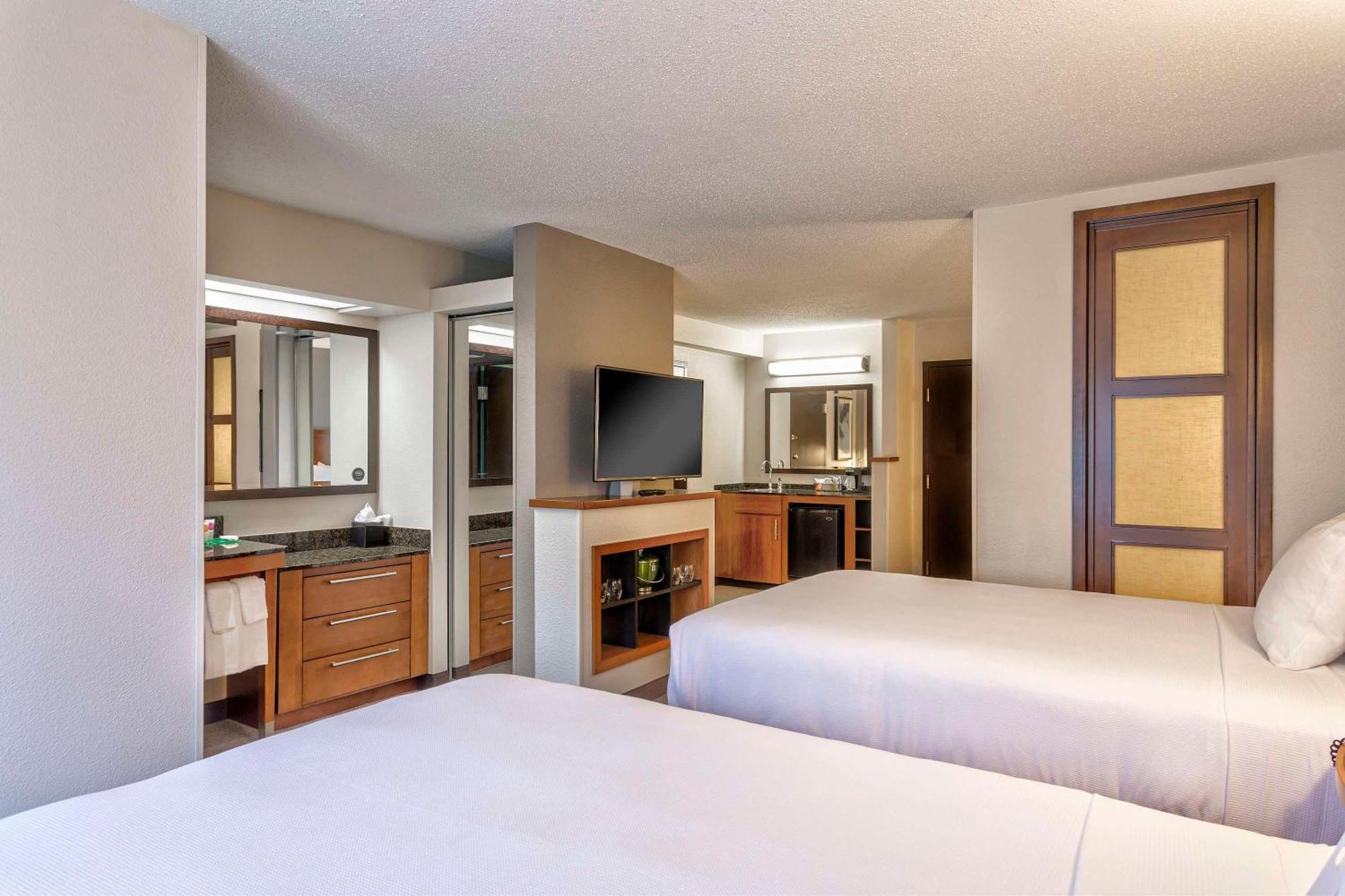 Hyatt Place Kansas City/Overland Park/Convention Center Exterior foto